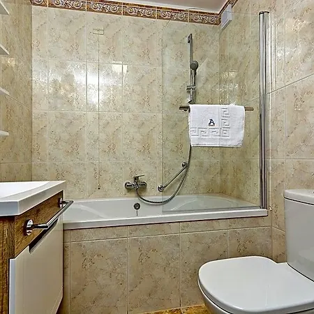 Hotell Adeo