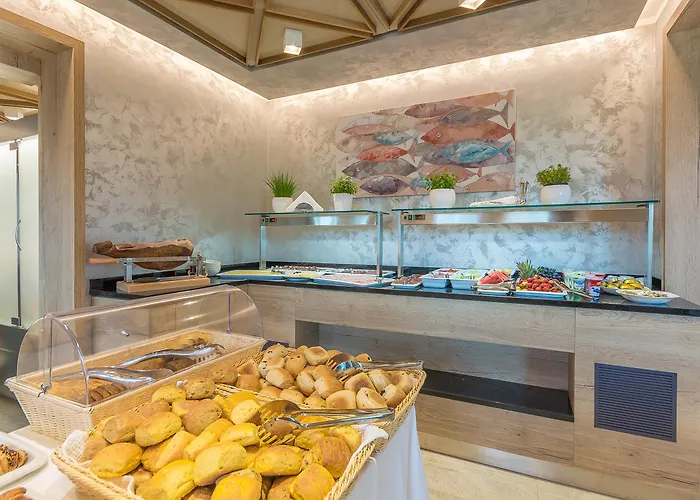 Adeo 호텔 포레치