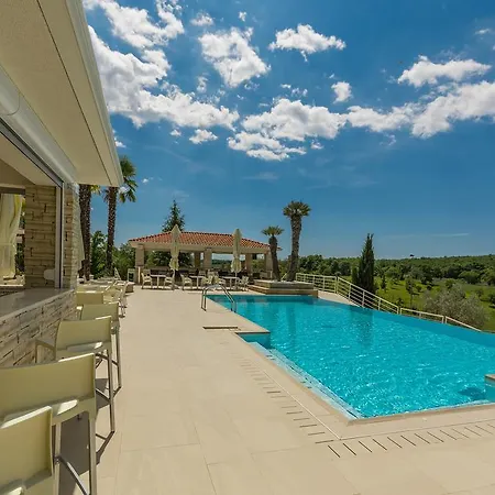 酒店 Adeo 波雷奇